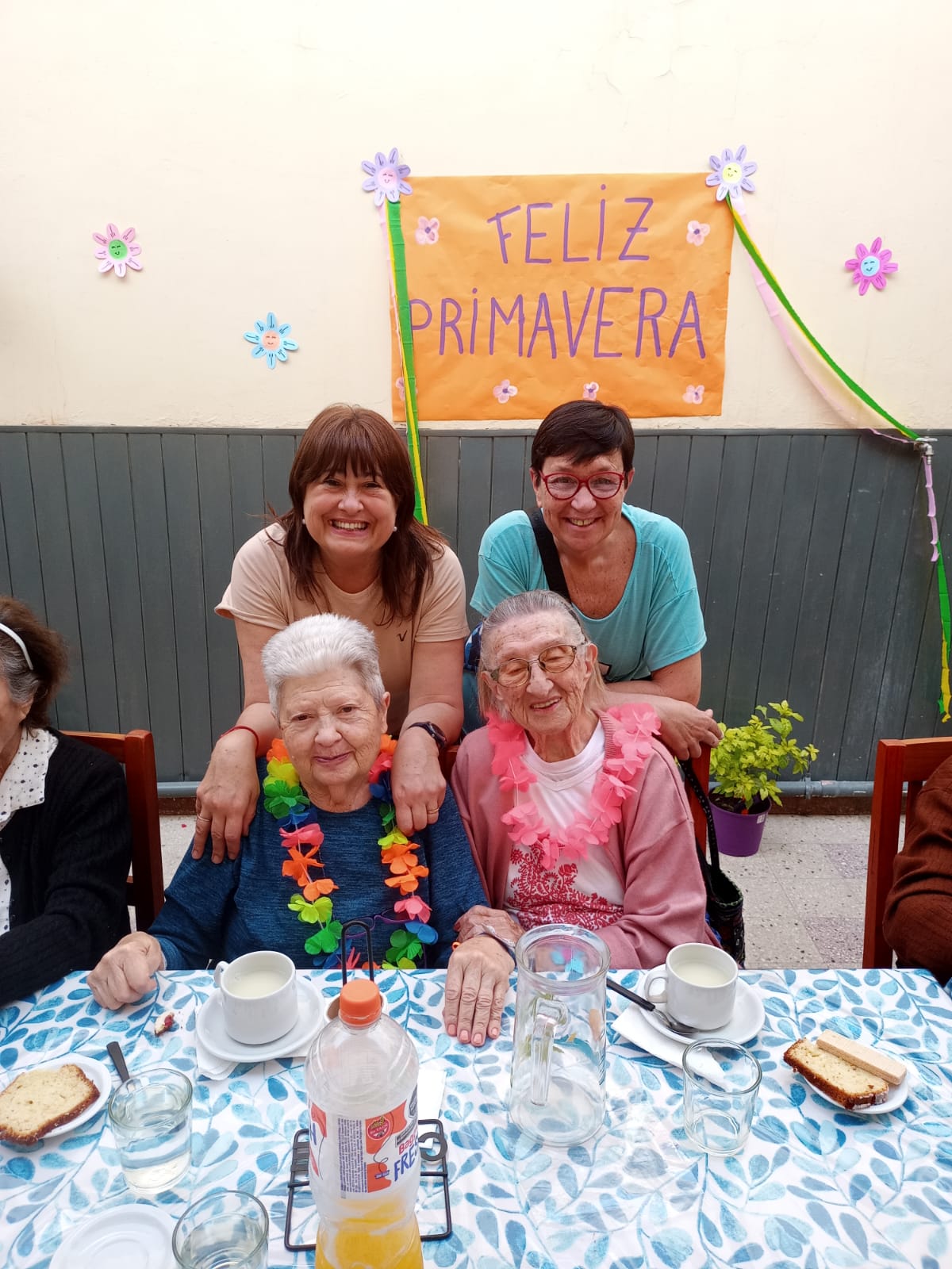 Adultos mayores felices